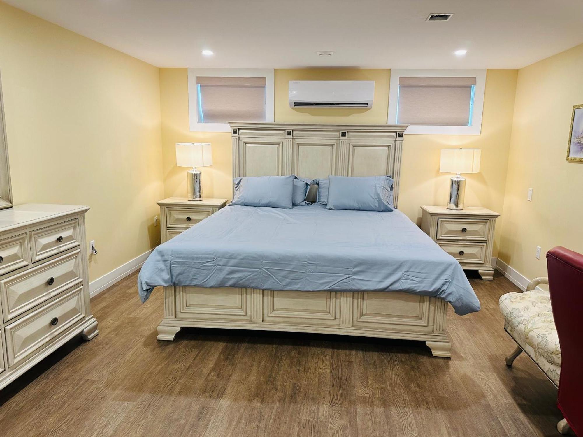 Luxurious Basement Retreat Apartment Charlottetown Exterior photo