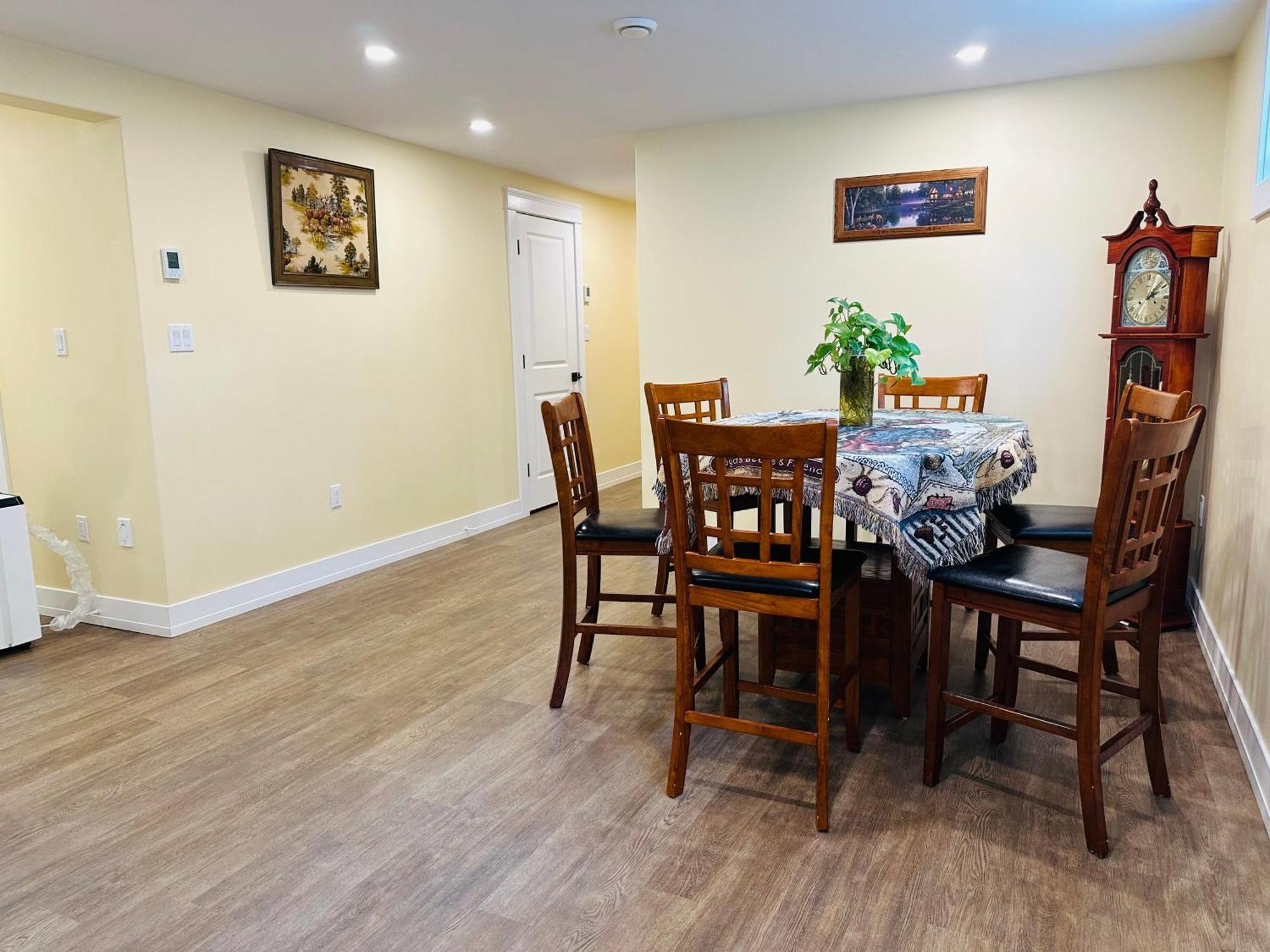 Luxurious Basement Retreat Apartment Charlottetown Exterior photo