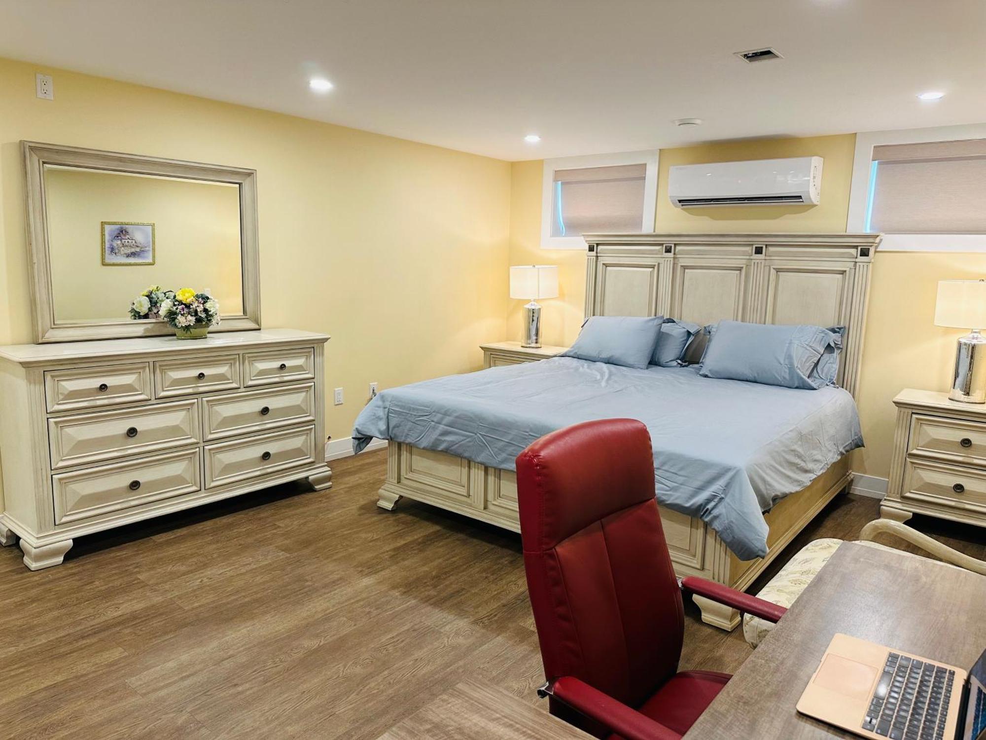 Luxurious Basement Retreat Apartment Charlottetown Exterior photo